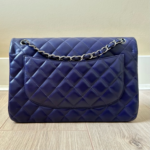 Chanel Jumbo Classic Flap Lambskin Dark Purple Like New - Picture 3 of 8